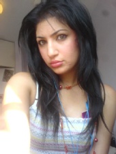 Farou7a - Me with black hair 