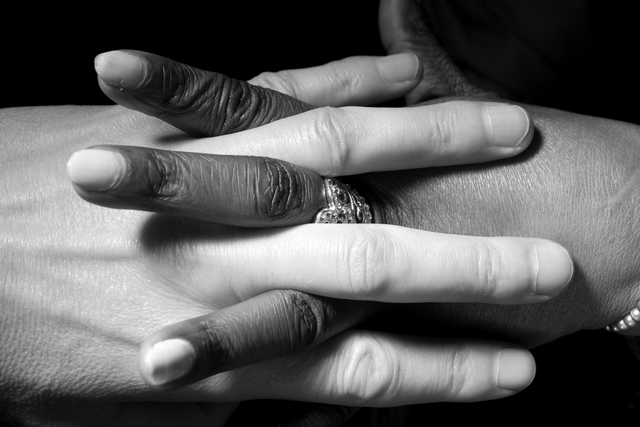 oscar waren - black or withe