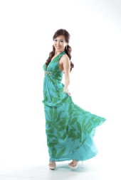 Glynis Tan