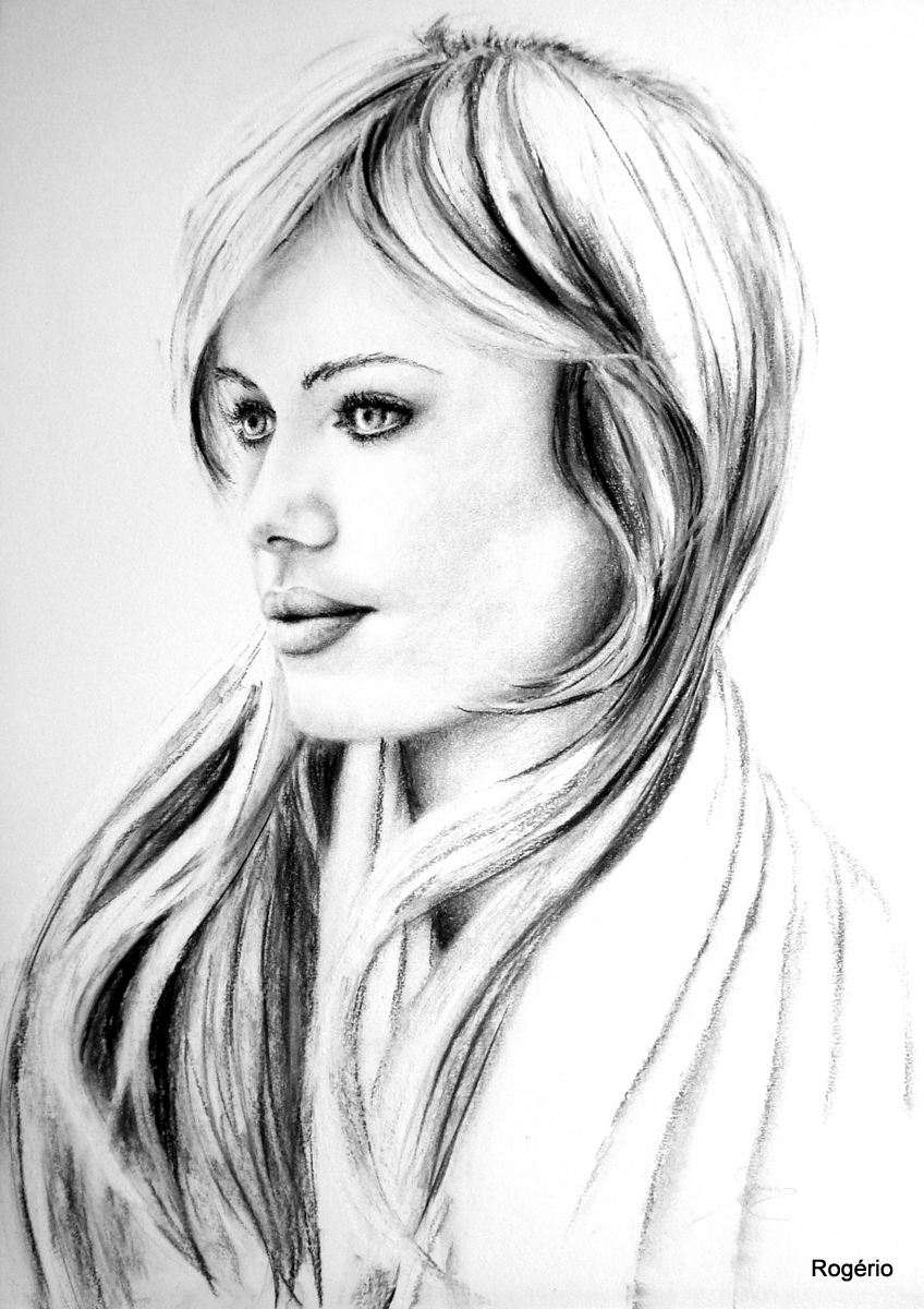 Rogerio Silva - Duffy - charcoal portrait