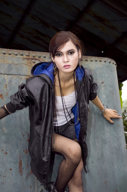 mad amin - mata tajam