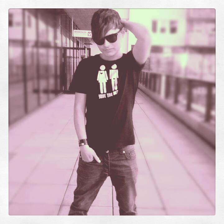 Lex R - Emo style