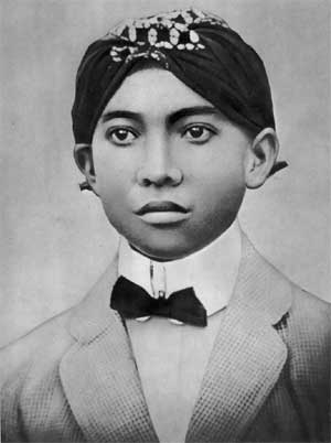 dono_casino - Bung Karno, Sang Fajar dari Timur