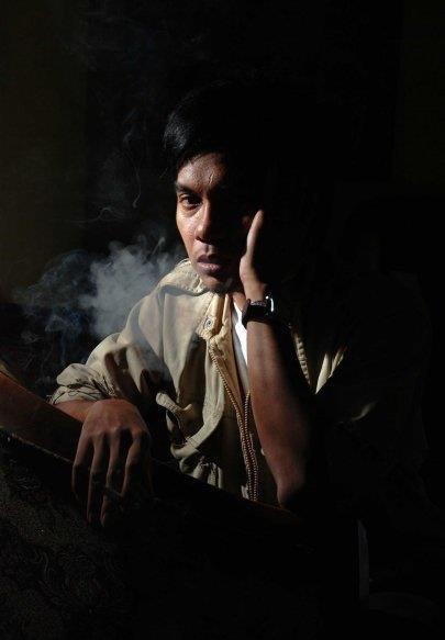 detektip_igo - my self as "a man in the dark"