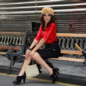 LAURA-LEE