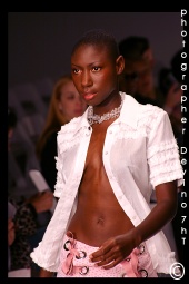 DEVINO - RUNWAY