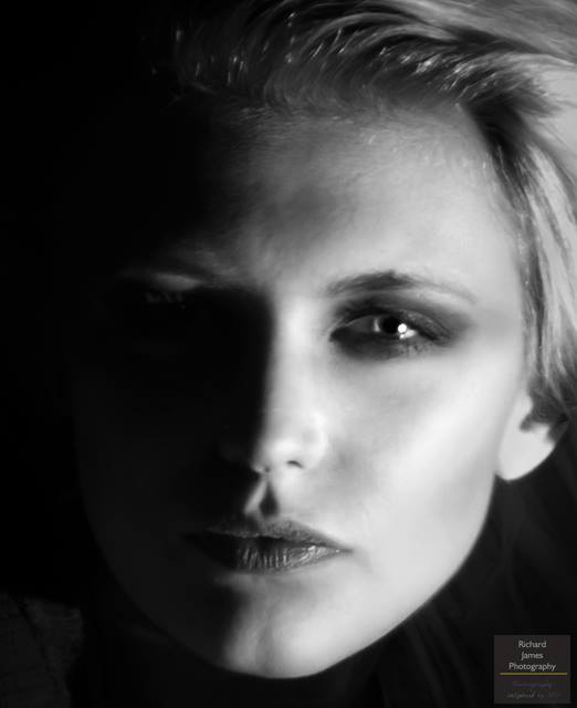 Richard - The Dark Night