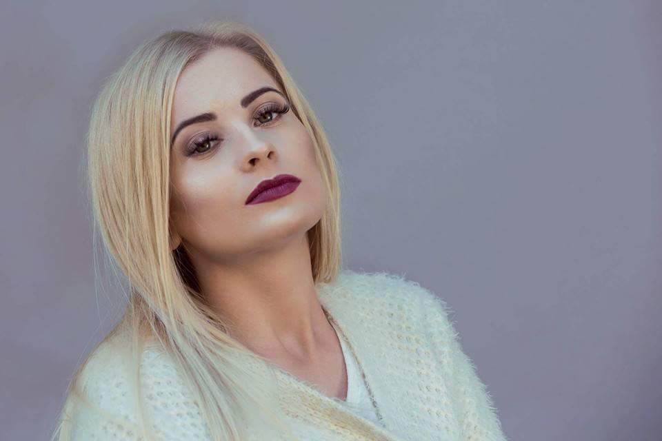 Agata Make-up